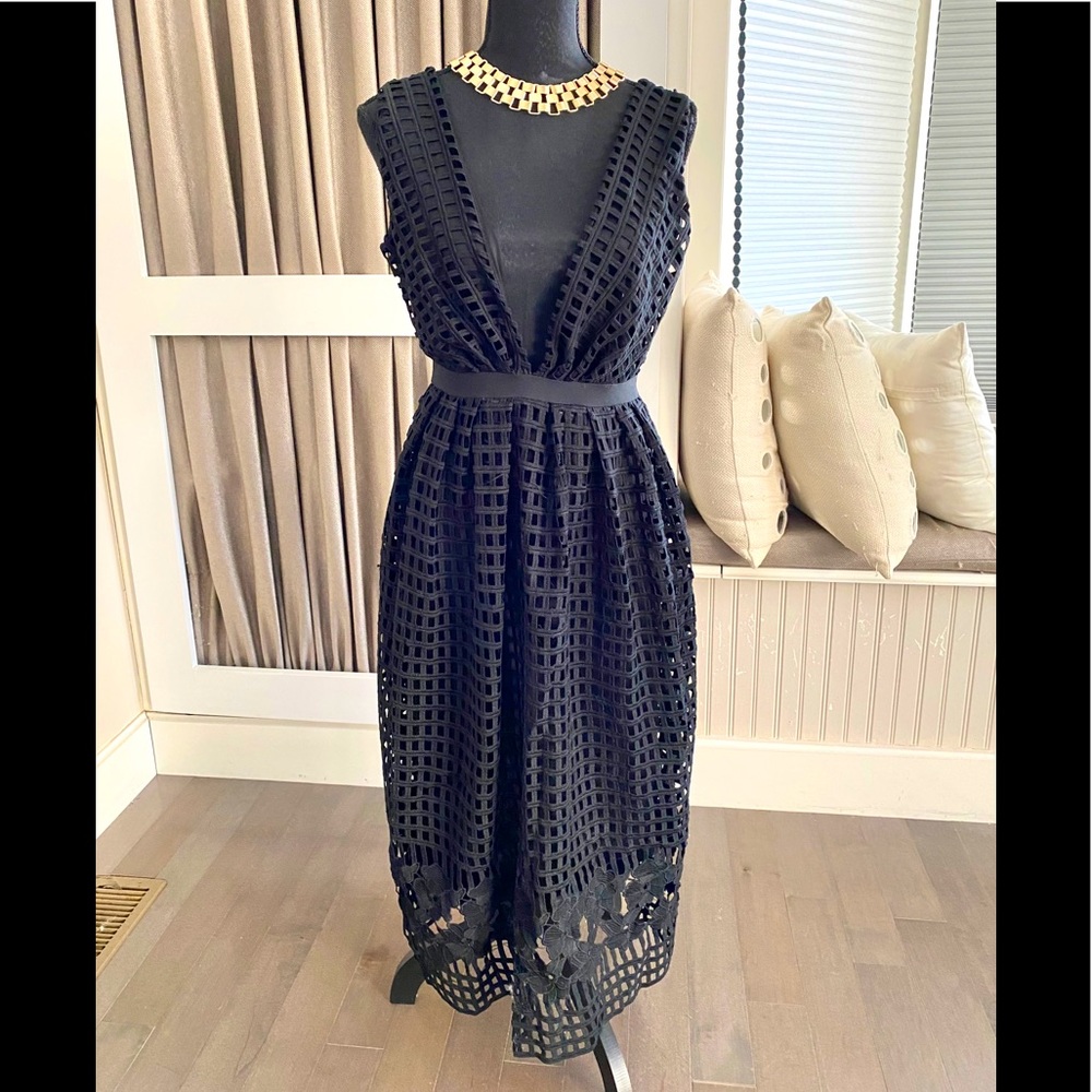 NWT Gracia Cage Dress